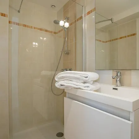 Maison 4p 6 Pers 70m², 300m Plages, Jardin Sud, Wifi, Parking, Buanderie, Non-fumeur - Fr-1-477-32 Villa *