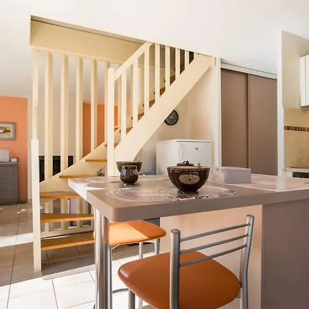 Villa Maison 4p 6 Pers 70m², 300m Plages, Jardin Sud, Wifi, Parking, Buanderie, Non-fumeur - Fr-1-477-32